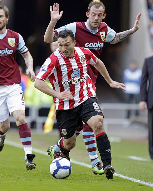 界中无数 界中无数